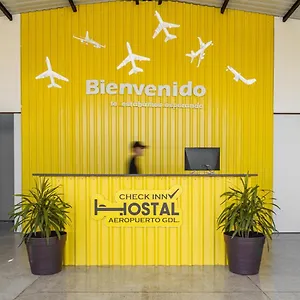 Guest house Check Aeropuerto Gdl