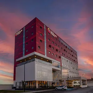 Hotel Ramada Encore By Wyndham Guadalajara Aeropuerto